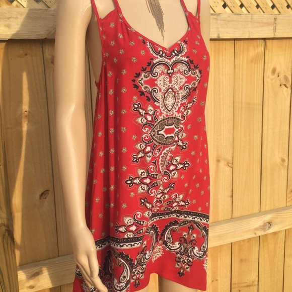 STRAPPY RED with BANDANA PRINT DRESS - Picture 4 of 6